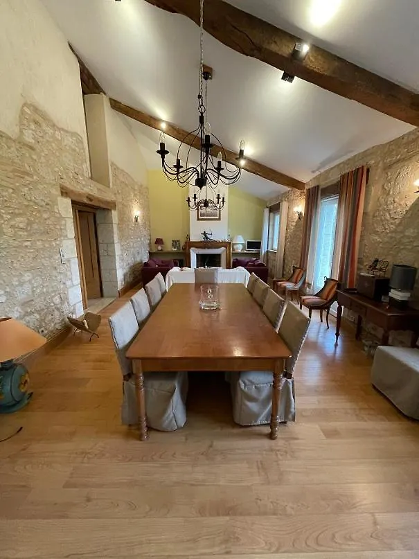 La Ferme De Villeneuve Saint-Antoine  ゲストハウス Saint-Antoine (Gers)